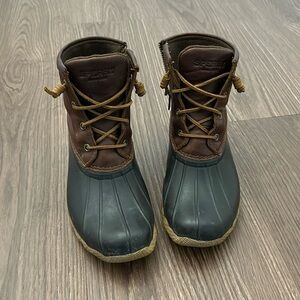 Sperry’s Rainboots